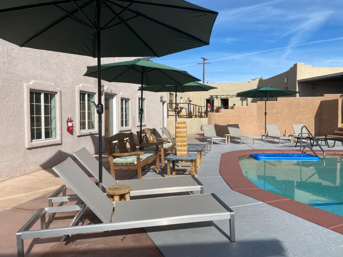 Mi Kasa Hot Springs 420,Adults Only, Clothing Optional Hotell Desert Hot Springs Eksteriør bilde