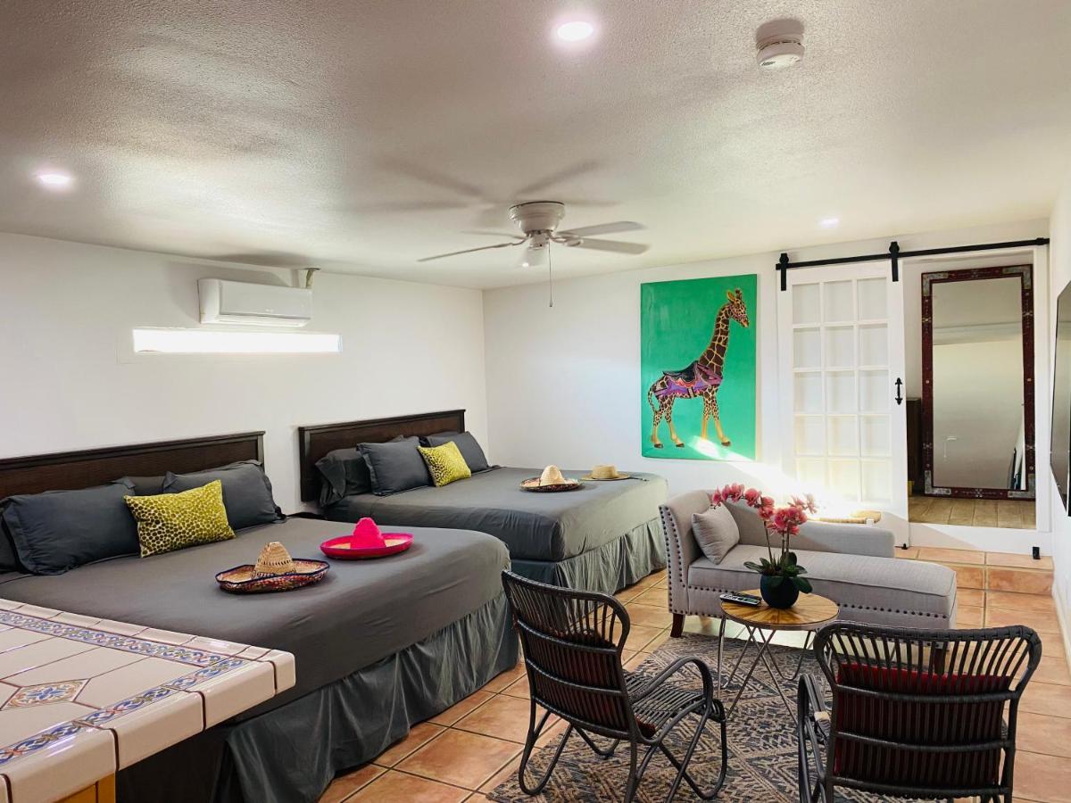 Mi Kasa Hot Springs 420,Adults Only, Clothing Optional Hotell Desert Hot Springs Rom bilde